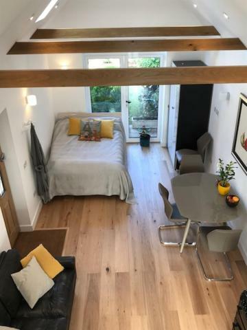 吉尔福德The Coach House 75 Epsom Road公寓 外观 照片